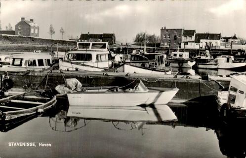 Stavenisse - Haven - Boot, Verzamelen, Ansichtkaarten | Nederland, Gelopen, Zeeland, 1940 tot 1960, Ophalen of Verzenden
