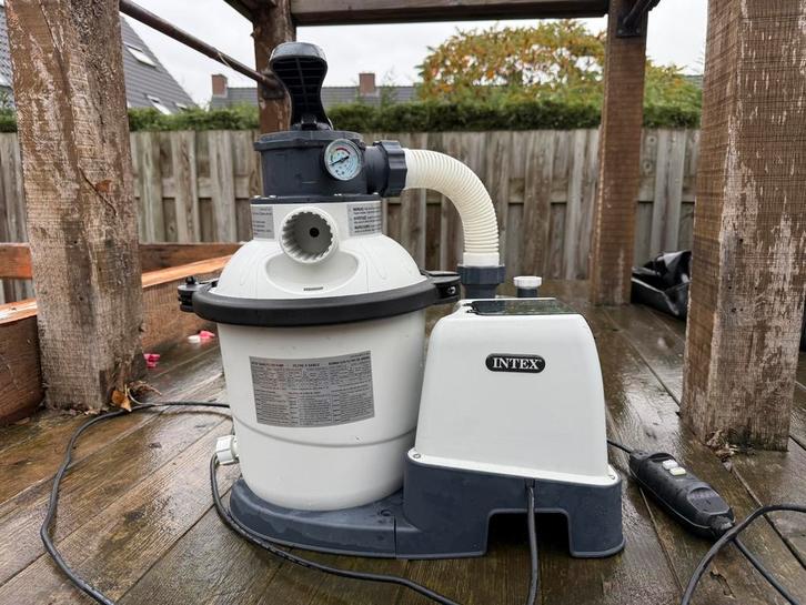 Zwembad pomp met veel toebehoren, Tuin en Terras, Zwembad-toebehoren, Zo goed als nieuw, Ophalen