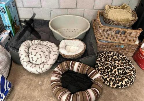Honden manden, katten spullen, bedankje juf meester, pennen, Dieren en Toebehoren, Hondenmanden, Zo goed als nieuw, Ophalen