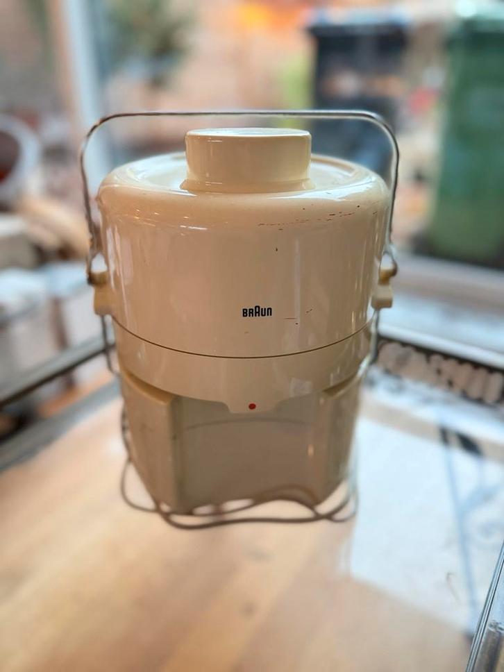 Vintage Braun Sapcentrifuge, Witgoed en Apparatuur, Juicers, Gebruikt, Sapcentrifuge, Elektrisch, Ophalen of Verzenden