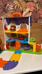 VTech Vrolijke vriendjes Speelhuis / Woonhuis + Poppetje, Kinderen en Baby's, Speelgoed | Vtech, Ophalen of Verzenden, Gebruikt