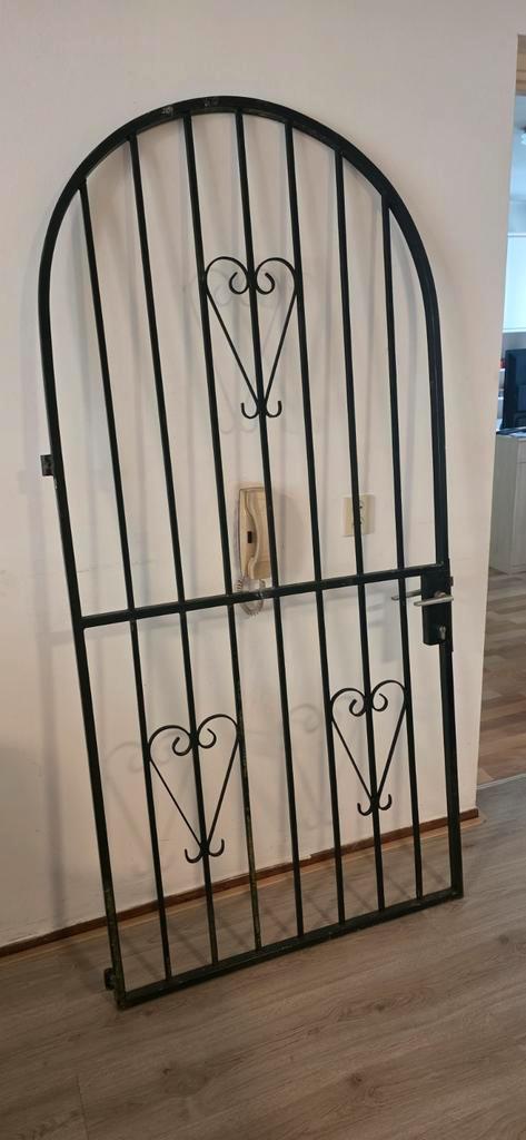 Smeedijzeren Poort met Hartjes, Huis en Inrichting, Woonaccessoires | Wanddecoraties, Gebruikt, Ophalen