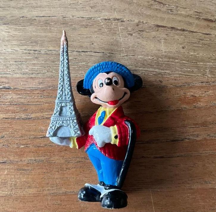 Mickey Mouse Parijs Eiffeltoren Tom & Jerry pink panter, Verzamelen, Disney, Zo goed als nieuw, Beeldje of Figuurtje, Overige figuren