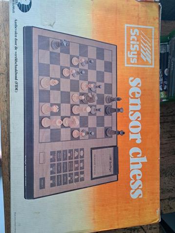 Vintage schaakbord beschikbaar voor biedingen