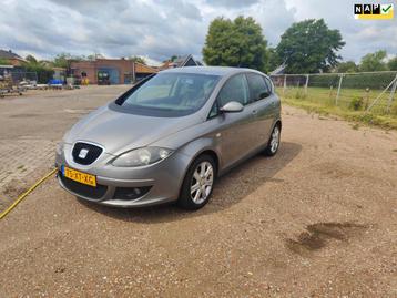 Seat Altea 1.8 TFSI Lifestyle, motor defect! beschikbaar voor biedingen