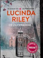 Lucinda Riley - De zilverboom, Lucinda Riley, Ophalen of Verzenden, Zo goed als nieuw, Nederland
