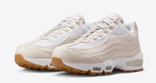Nike Air Max 95 x Levi's ‘White and Ecru’ maat 46EU, Kleding | Heren, Schoenen, Sneakers of Gympen, Wit, Ophalen of Verzenden