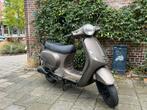 La souris scooter opknapper, Ophalen, Zo goed als nieuw, Benzine