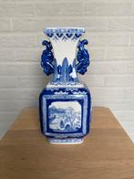 Handbeschilderde Chinese Vaas – Blauw-Wit Porselein, Ophalen of Verzenden