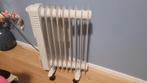 Zeer nette Oliegevulde Radiator 2000W Wit, Ophalen, 30 tot 80 cm, Radiator, Zo goed als nieuw