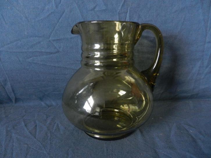 Beige groenig glazen waterkan Maastricht ontw Rozendaal h 17, Antiek en Kunst, Antiek | Glas en Kristal, Ophalen of Verzenden