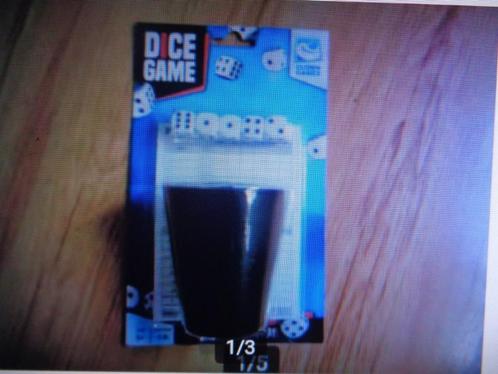 Nieuw nice Dobbelspel Casje 24 gooien, Hobby en Vrije tijd, Gezelschapsspellen | Kaartspellen, Nieuw, Vijf spelers of meer, Verzenden