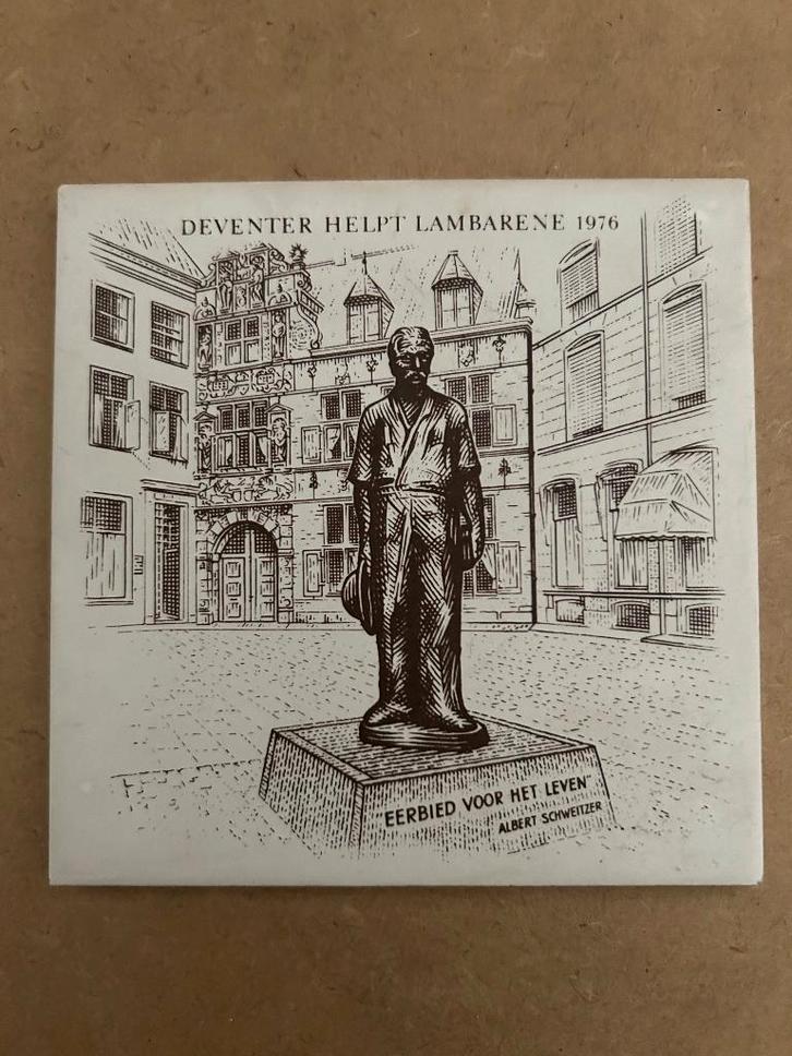Tegeltje Deventer helpt lambarene 1976, Antiek en Kunst, Antiek | Wandborden en Tegels, Ophalen