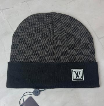 Louis Vuitton muts beschikbaar voor biedingen