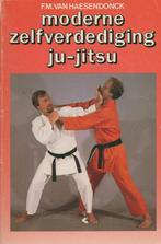 F.M. VAN HAESENDONCK MODERNE ZELFVERDEDIGING JU-JITSU, Boeken, Verzenden, Zo goed als nieuw, Vechtsport