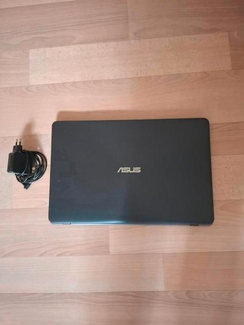 Asus Vivobook laptop 17,3. 256 SSD.ZGAN, Computers en Software, Windows Laptops, Zo goed als nieuw, 17 inch of meer, SSD, 2 tot 3 Ghz