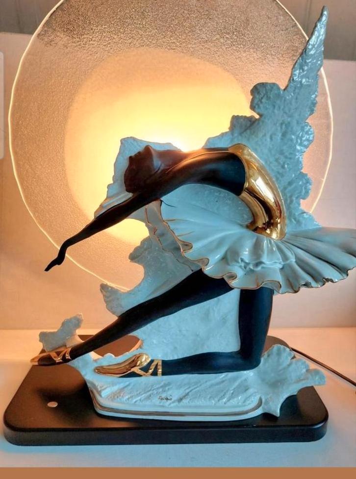 Elegante Carpie Art Deco Ballerina Lamp - Porselein, Antiek en Kunst, Kunst | Beelden en Houtsnijwerken, Ophalen