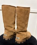 UGG Classic Suede laarzen – chestnut kleur, maat 39, Ophalen of Verzenden, Zo goed als nieuw, Bruin, Hoge laarzen
