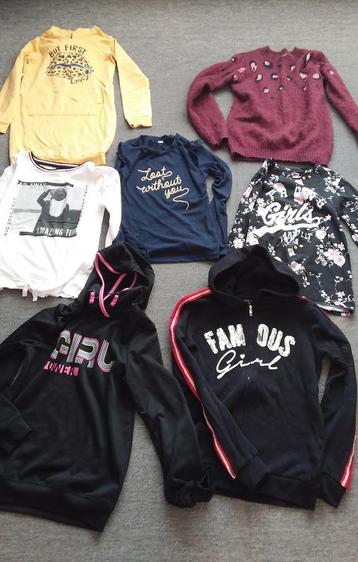 Truien 3x hoodie 2x en 1vest, beschikbaar voor biedingen