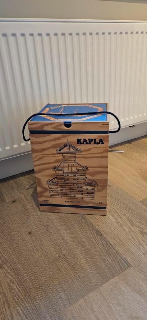 Complete Kapla Kist – inclusief boekje & voorbeelden, Kinderen en Baby's, Speelgoed | Bouwstenen, Zo goed als nieuw, Ophalen