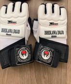 Karate handschoenen maat S, Ophalen, Gebruikt, Maat XS of kleiner, Vechtsportbescherming