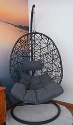 Hangstoel, Huis en Inrichting, Ophalen, Riet of Rotan, Zwart, Zo goed als nieuw