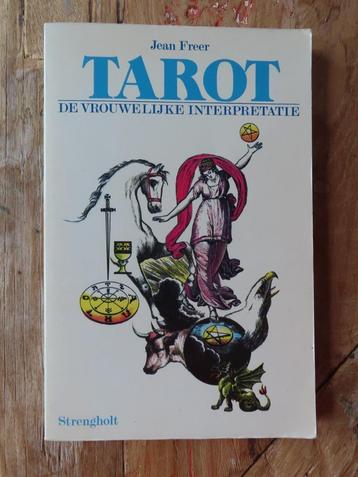 Tarot, de vrouwelijke interpretatie. beschikbaar voor biedingen