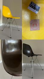 Vintage Herman Miller | Eames DSR Fiberglass, Huis en Inrichting, Stoelen, Ophalen, Kunststof, Gebruikt, Twee
