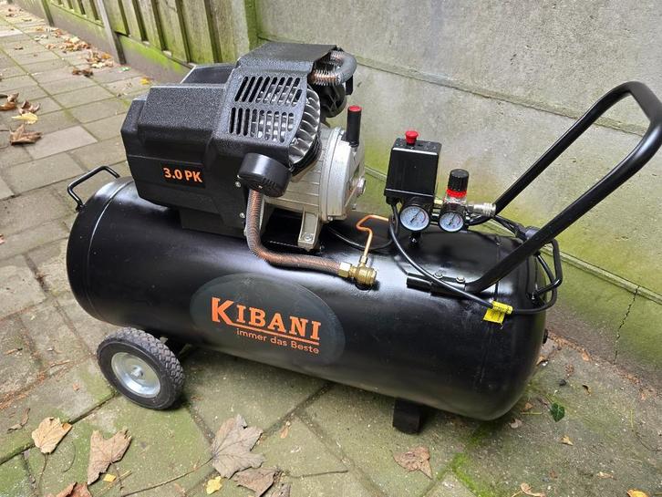 Te koop Kibani compressor 100ltr, Doe-het-zelf en Verbouw, Compressors, Gebruikt, 6 tot 10 bar, 100 liter of meer, 200 tot 400 liter/min