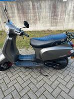 Bronskleurige Snor scooter, Fietsen en Brommers, Overige merken, Gebruikt, Ophalen of Verzenden, Benzine