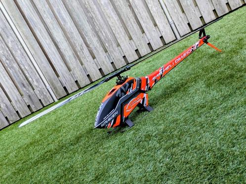 SAB Kraken 710 Oranje, evt RTF met VBC Touch, Hobby en Vrije tijd, Modelbouw | Vliegtuigen en Helikopters, Zo goed als nieuw, Helikopter