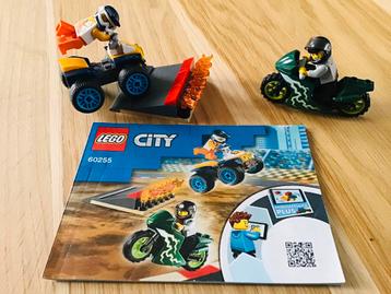 LEGO city 60255, stunt team, compleet en ZGAN beschikbaar voor biedingen