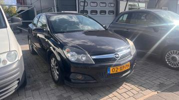 Opel Astra 1.4 16V GTC 2007 Zwart beschikbaar voor biedingen