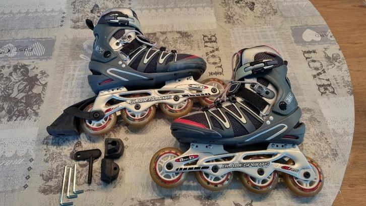 R3bel skates mt. 41, Sport en Fitness, Skeelers, Zo goed als nieuw, Inline skates 4 wielen, Overige merken, Heren, Kinderen, Ophalen
