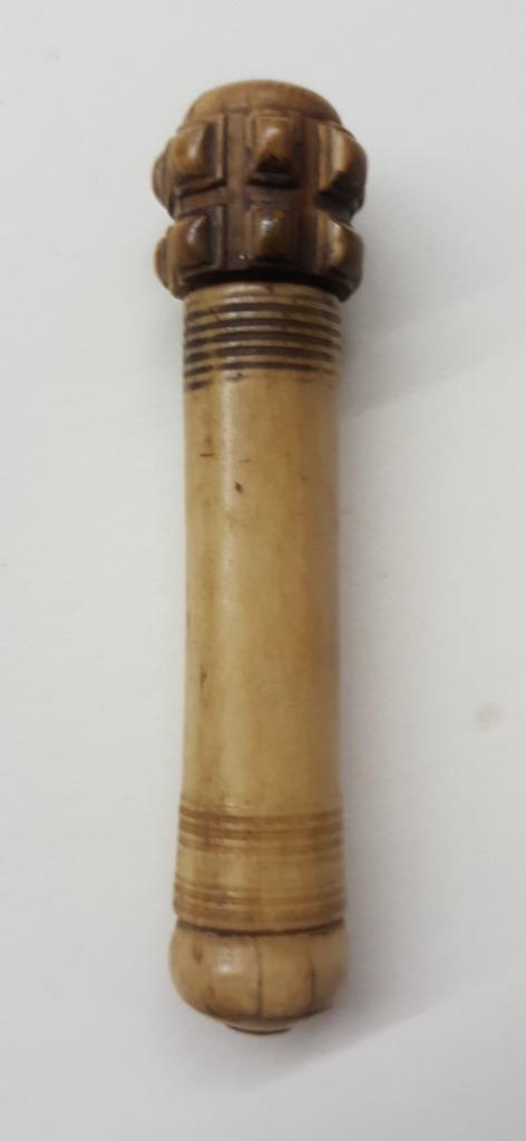 Naaldenkokertje, been, 19e eeuw, Nederland, Antiek en Kunst, Antiek | Gereedschap en Instrumenten, Verzenden