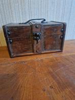 Oud kistje, Huis en Inrichting, Ophalen of Verzenden, Minder dan 50 cm, Minder dan 50 cm
