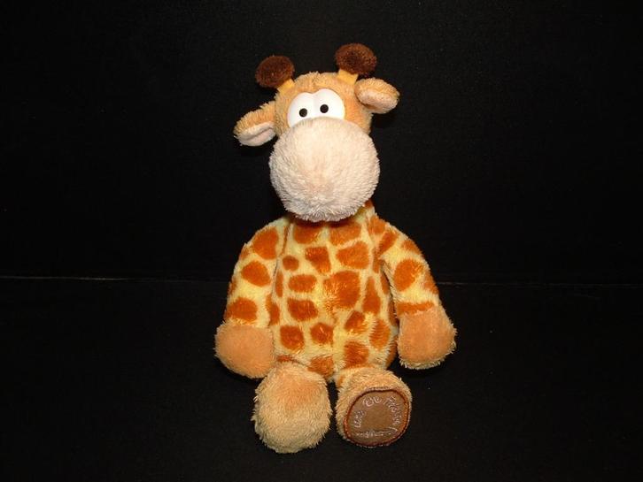 LEENDERT JAN VIS GIRAFFE OLAF PLUCHE GOUDGEEL MET, Kinderen en Baby's, Speelgoed | Knuffels en Pluche, Nieuw, Overige typen, Verzenden