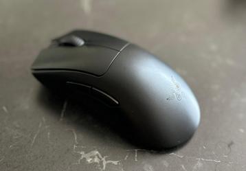 Razer DeathAdder V3 Pro beschikbaar voor biedingen