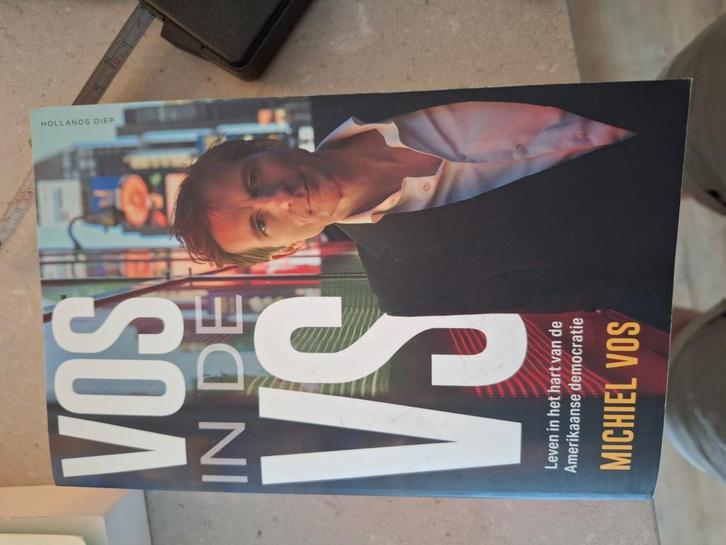 Michiel Vos - Vos in de VS, Boeken, Overige Boeken, Zo goed als nieuw, Ophalen of Verzenden