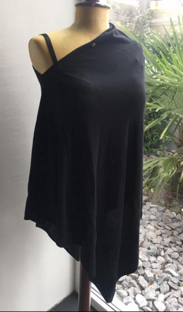 poncho s’Oliver NIEUW, Kleding | Dames, Tops, Nieuw, Maat 38/40 (M), Zwart, Zonder mouw, Ophalen of Verzenden
