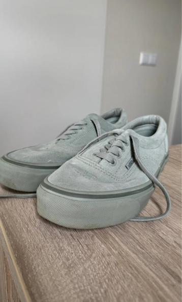 Vans Era 95 DX Neighboorhood GR beschikbaar voor biedingen