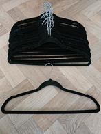 Kleding hangers, Ophalen, Zo goed als nieuw, Kunststof, Volwassenen