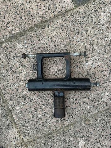 Piaggio zip subframe 2 takt aangepast 125cc 180cc onderdelen beschikbaar voor biedingen