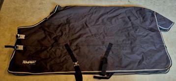Tempest plus by shires Winterdeken 300 grams zeer mooi beschikbaar voor biedingen