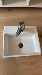Kleine witte wasbak wastafel, Huis en Inrichting, Badkamer | Badkamermeubels, Ophalen, Minder dan 50 cm, Gebruikt, Minder dan 100 cm