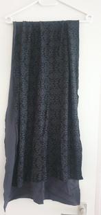 Sjaal met opdruk, Ophalen of Verzenden, Zo goed als nieuw, Sjaal