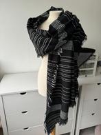 ZGAN > Zwarte-Witte sjaal / 264x80cm / Eksept, Kleding | Dames, Mutsen, Sjaals en Handschoenen, Sjaal, Zo goed als nieuw, Maat 46/48 (XL) of groter