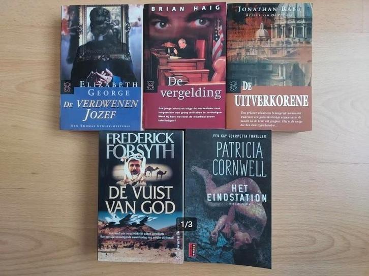 5 thrillers (NIEUWSTAAT!) € 20,00, Boeken, Thrillers, Nieuw, Ophalen of Verzenden