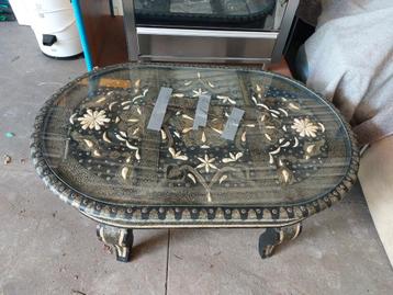 Vintage Marokkaanse Salontafel met Bot en Metaal beschikbaar voor biedingen