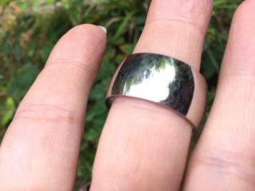 gepolijste stalen bandring ring beschikbaar voor biedingen